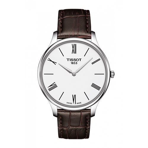 Tissot | Montre Tradition, cadran blanc et chiffres romains, bracelet en cuir façon alligator marron. Mouvement à quartz de qualité suisse (T063.409.16.018.00).